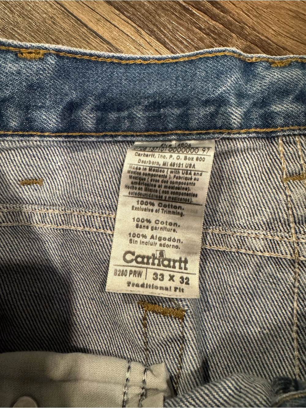 3 Pairs of Carhartt Workwear 33x32 (2 Pairs of Pants, 1 Pair of Shorts) - Picture 9 of 16